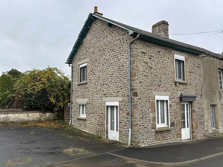 2 bed stone house for sale near Lesbois
