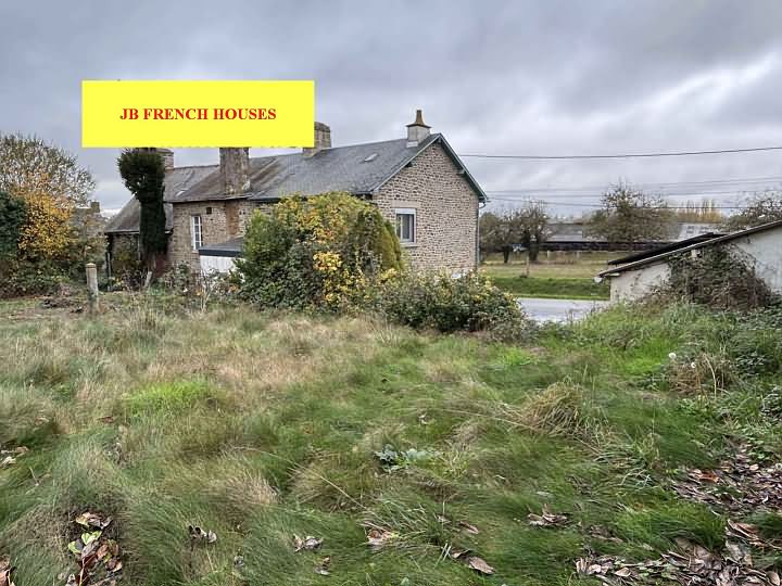 2 bed stone house for sale near Lesbois