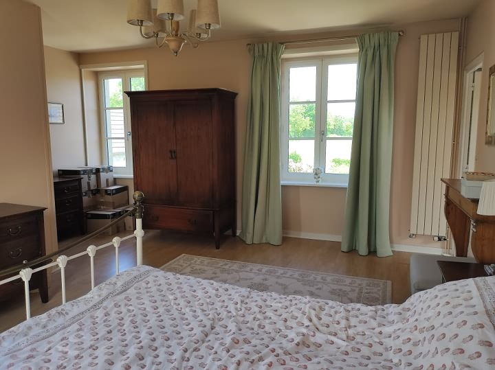5 bed stone house for sale near Néhou