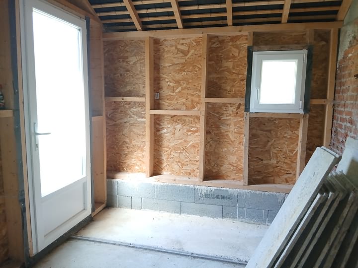 Stone house to renovate near Néhou