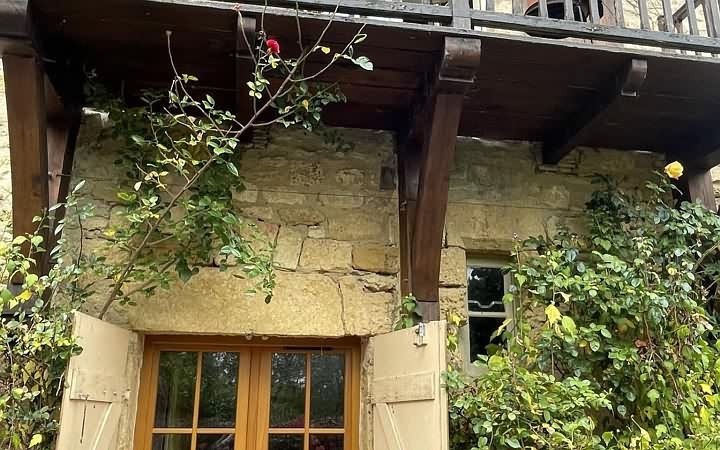 2 bed stone house for sale near Aubas