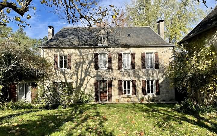 3 bed stone house for sale near Aubas