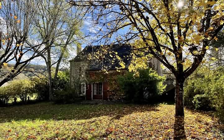 3 bed stone house for sale near Aubas