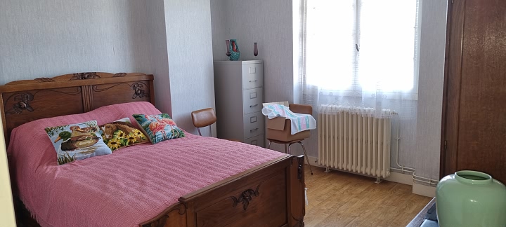 6 bed stone house for sale near Goulat