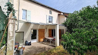 3 bed stone house for sale near Goulat