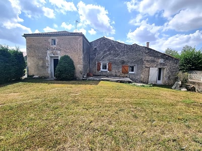 2 bed stone house for sale near Viennay