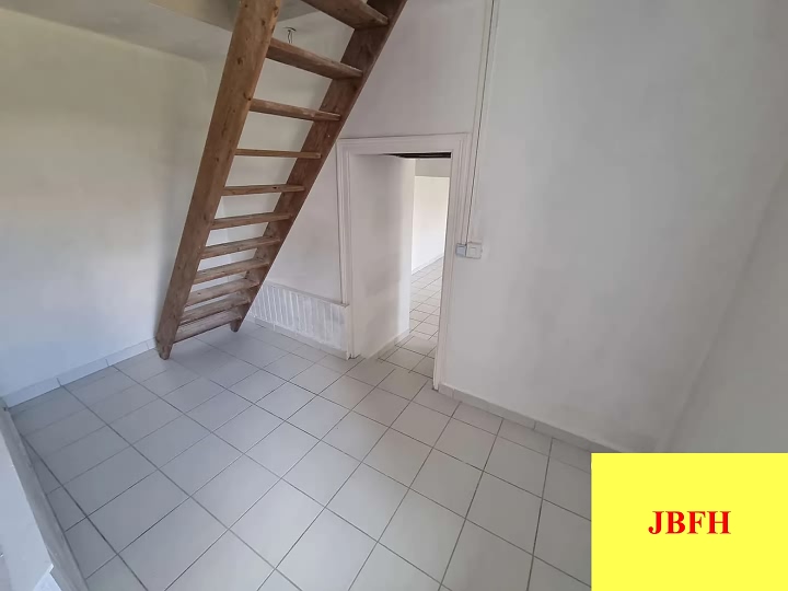 2 bed stone house for sale near Viennay