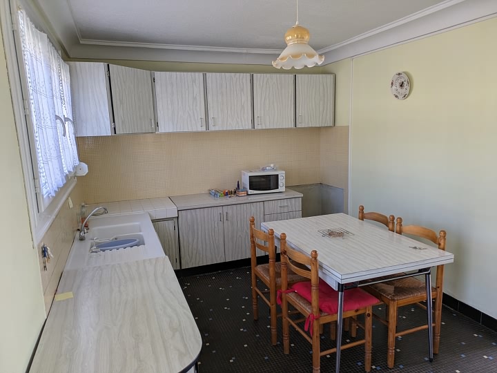 6 bed house for sale near BRITTANY CENTRE and BRITTANY CENTRE WEST