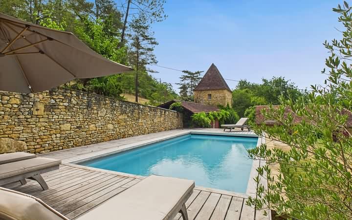 4 bed stone house for sale near Aubas