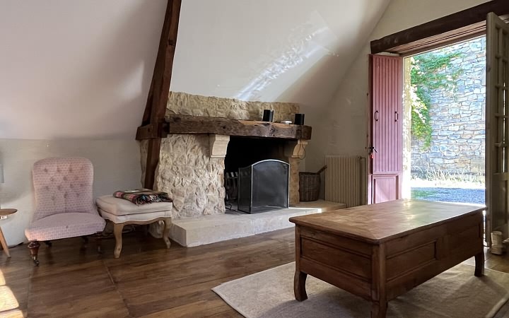 4 bed stone house for sale near Aubas
