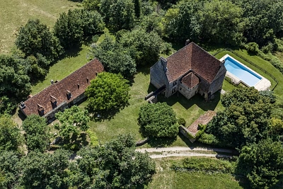 7 bed stone house for sale near Dordogne and Lot