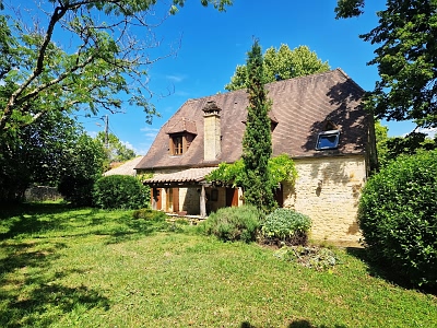 5 bed stone house for sale near Dordogne and Lot