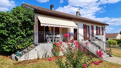 3 bed stone house for sale near Goulat