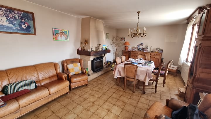 3 bed stone house for sale near Goulat