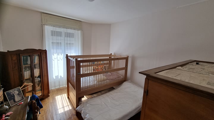 6 bed stone house for sale near Goulat