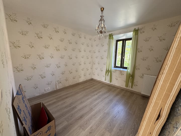 6 bed stone house for sale near Jartaud