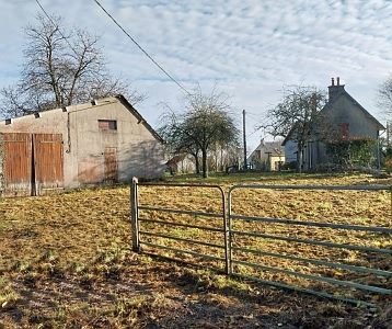 Stone barn to renovate near Rabodanges