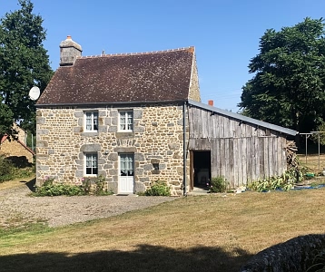 2 bed stone house for sale near Rabodanges