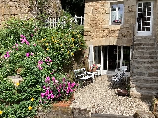4 bed stone house for sale near BRITTANY CENTRE and BRITTANY CENTRE WEST