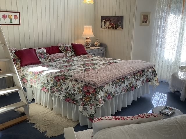 4 bed stone house for sale near BRITTANY CENTRE and BRITTANY CENTRE WEST