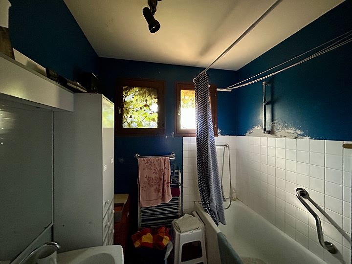 3 bed house for sale near Gentray