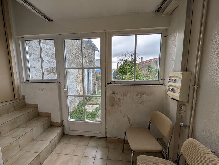 3 bed stone house for sale near Gentray