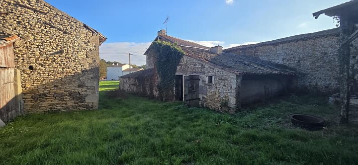 2 bed stone house for sale near Gentray