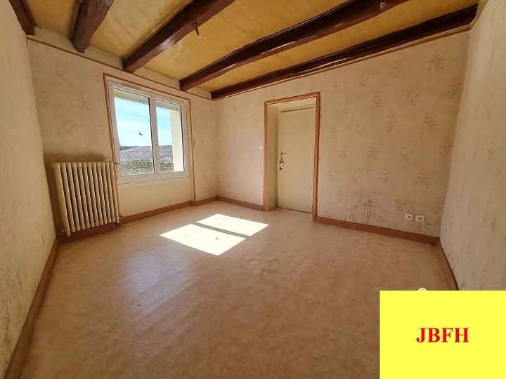 3 bed stone house for sale near Viennay