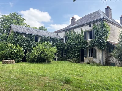 7 bed stone house for sale near Noth
