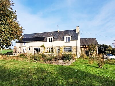 2 bed stone house for sale near Bion
