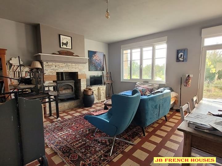 2 bed stone house for sale near Bion