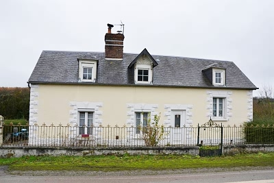 3 bed stone house for sale near Cisai Saint Aubin