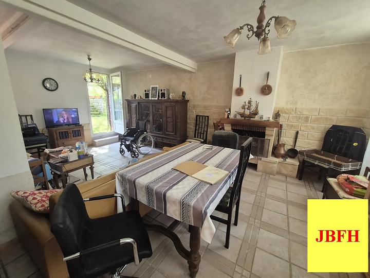 3 bed house for sale near Perrou