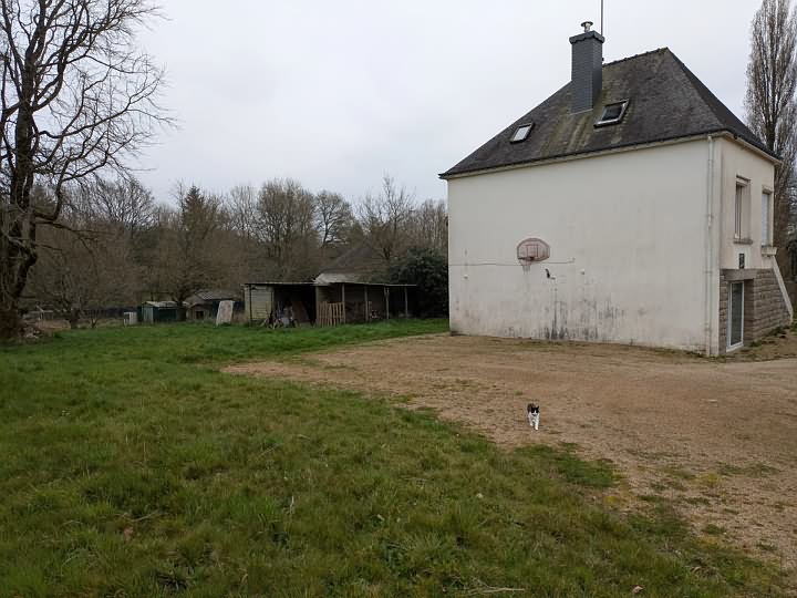 4 bed house for sale near BRITTANY CENTRE and BRITTANY CENTRE WEST