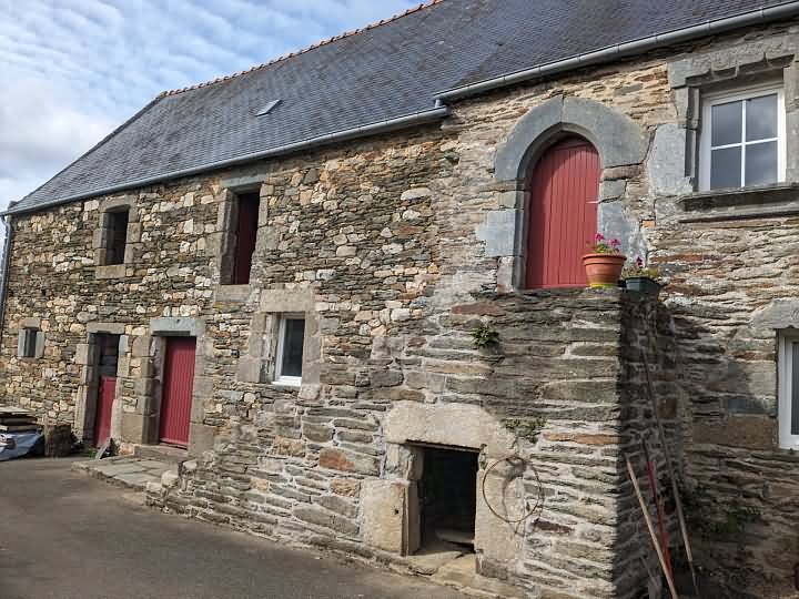 1 bed stone farmhouse for sale near BRITTANY CENTRE and BRITTANY CENTRE WEST