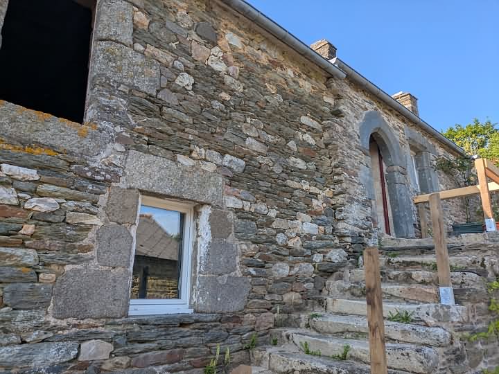 1 bed stone farmhouse for sale near BRITTANY CENTRE and BRITTANY CENTRE WEST