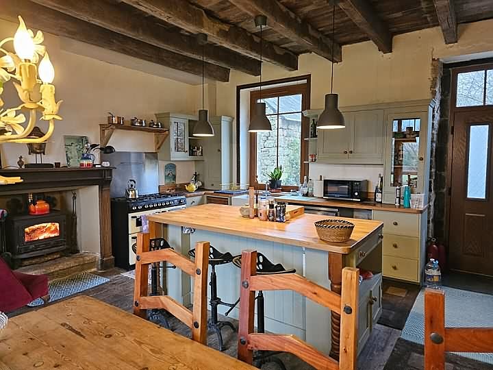 2 bed stone house for sale near BRITTANY CENTRE and BRITTANY CENTRE WEST