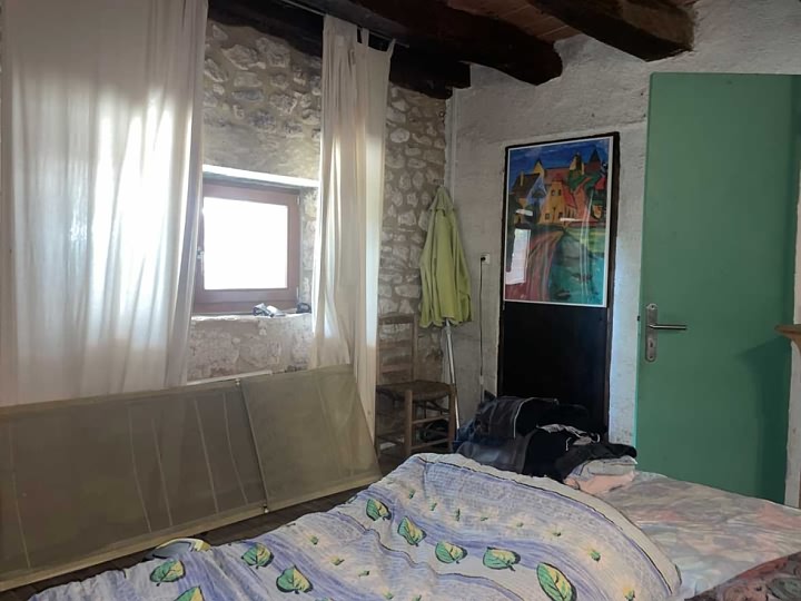 2 bed stone house for sale near Castels