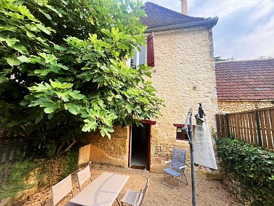 3 bed stone house for sale near Castels