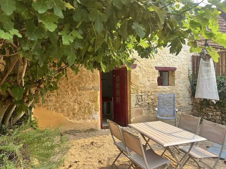 3 bed stone house for sale near Castels