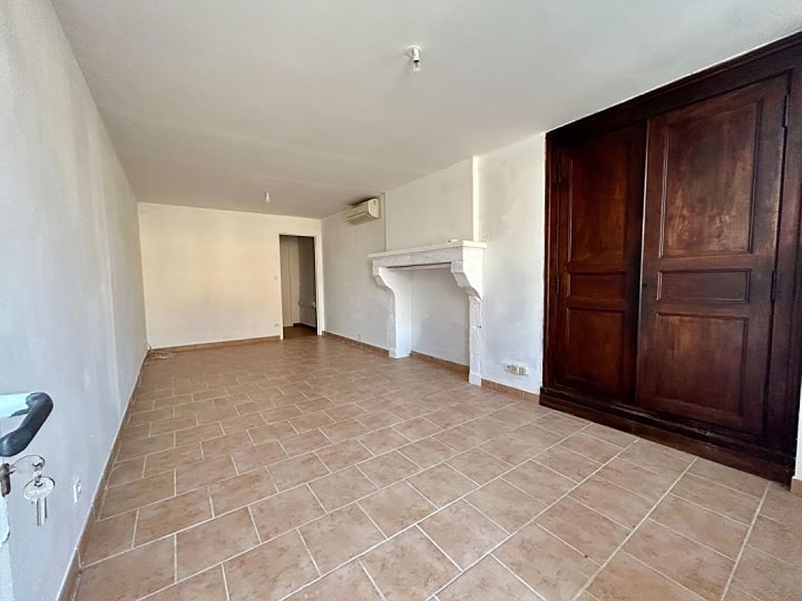 2 bed stone house for sale near Avent