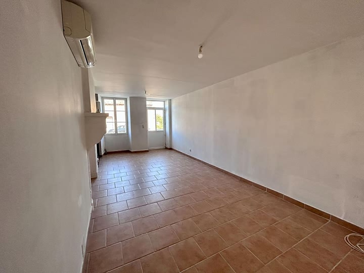 2 bed stone house for sale near Avent