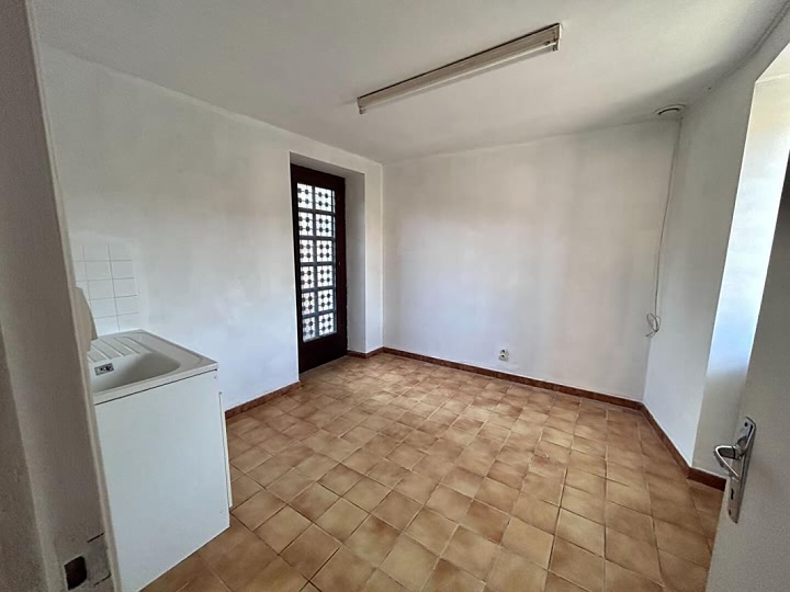 2 bed stone house for sale near Avent