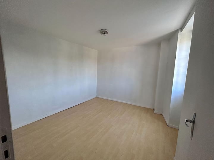 2 bed stone house for sale near Avent
