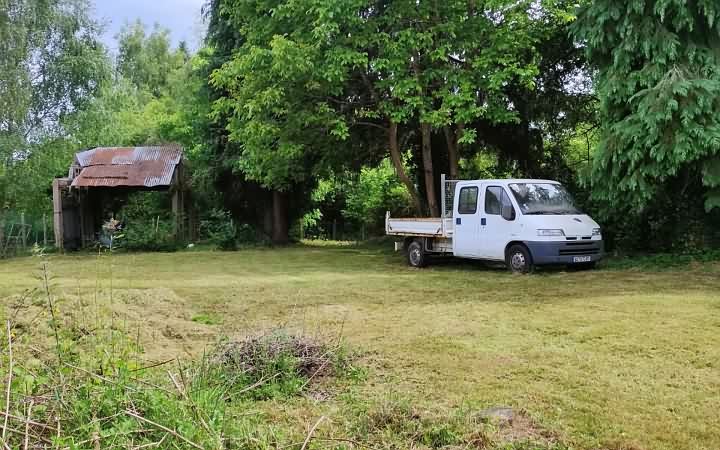 Stone barn to renovate near Bujalenas