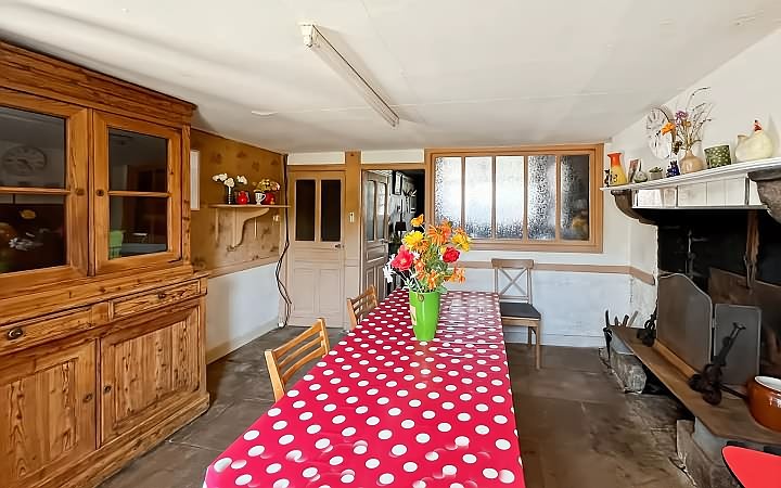 2 bed stone house for sale near Bujalenas