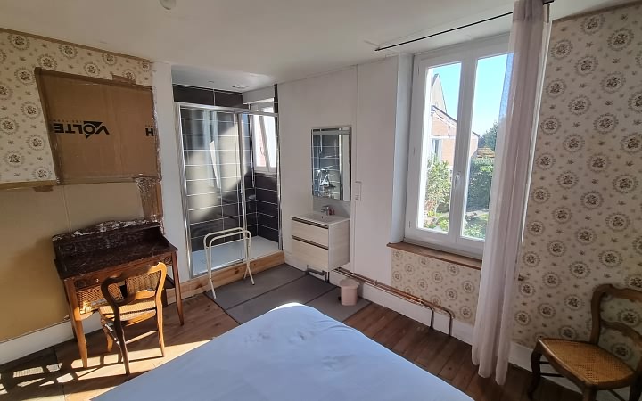 2 bed stone house for sale near Glénic