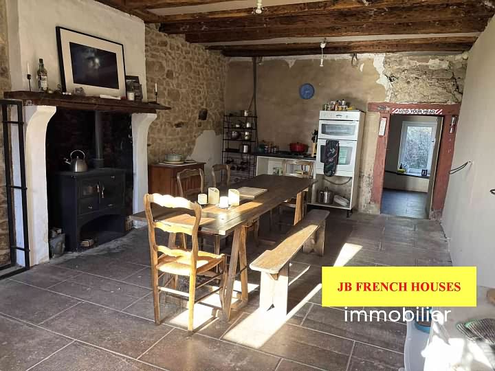 3 bed stone house for sale near Noth