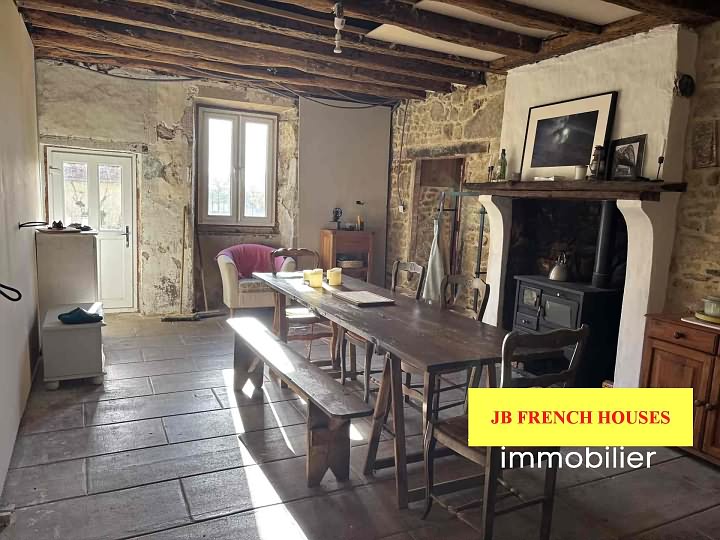 3 bed stone house for sale near Noth