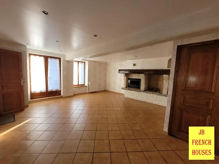 4 bed stone house for sale near Perrou